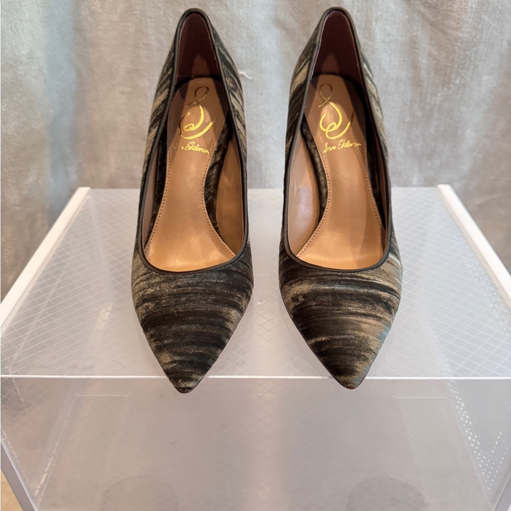 Sam Edelman Olive Green Pointed Toe Heels